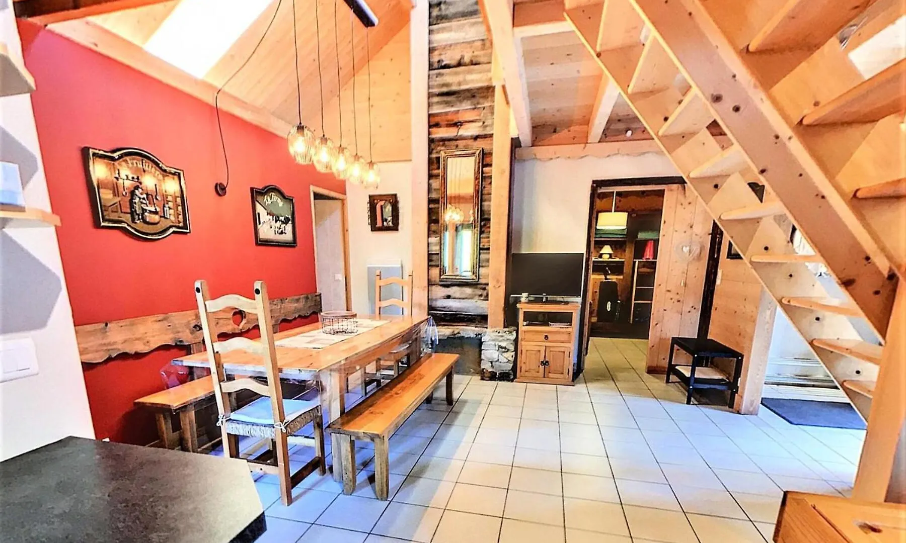 Residence La Louviere - Appartement Dans Chalet Pour 12, Proche Pistes Mae-6671 Villarembert Apartment