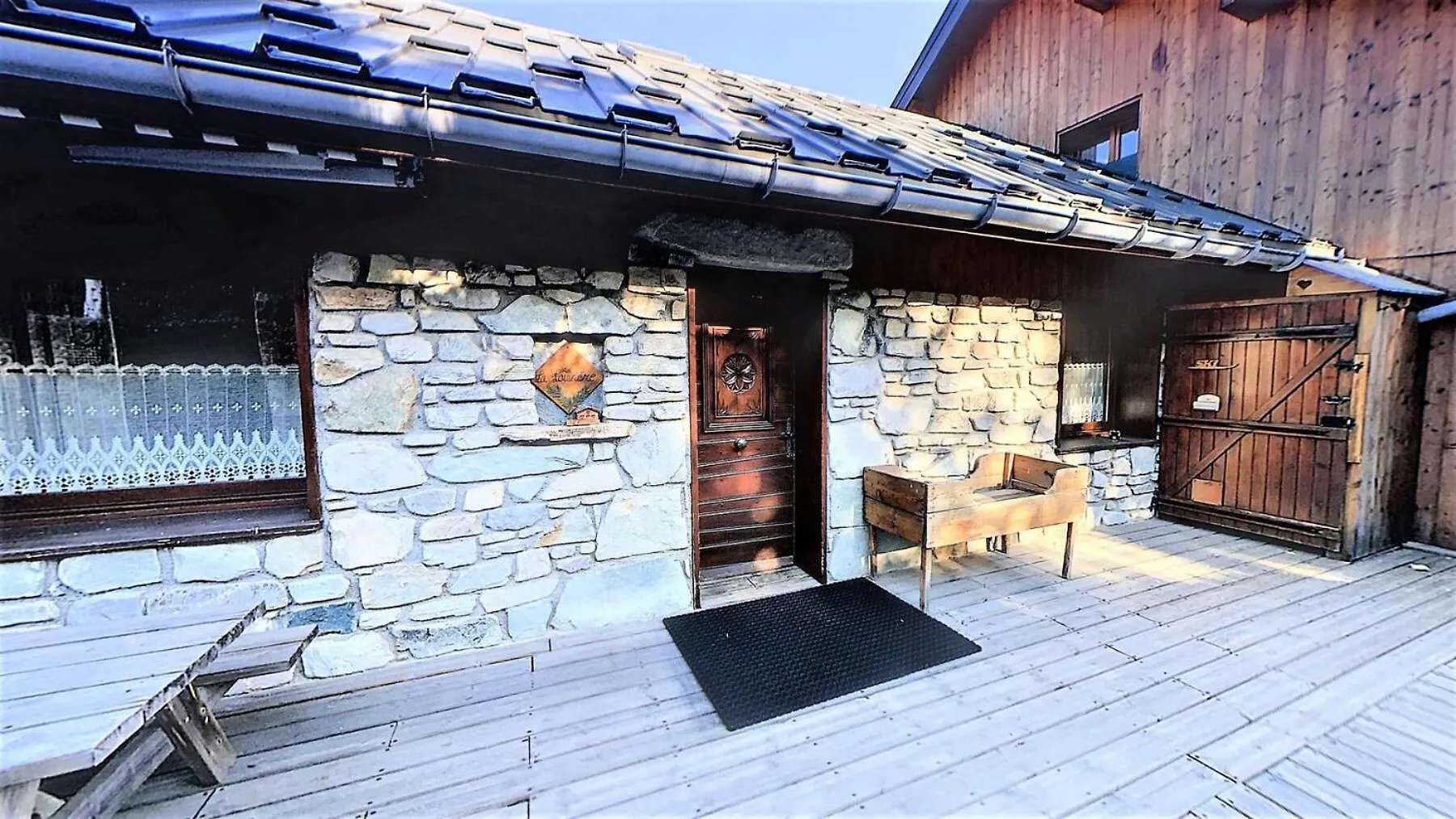 Residence La Louviere - Appartement Dans Chalet Pour 12, Proche Pistes Mae-6671 Villarembert 0*,  France